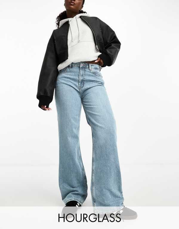 エイソス レディース ボトムス デニムパンツ ジーンズ ASOS DESIGN Hourglass dad jeans in mid Mid blue ブルー