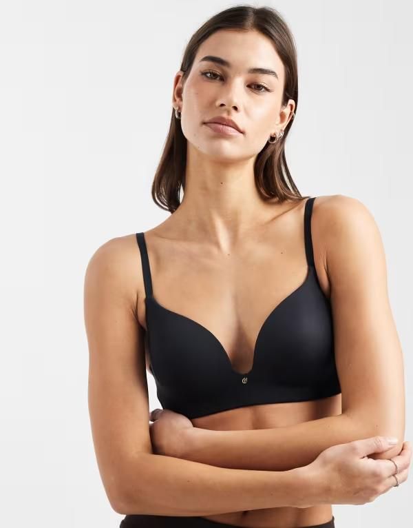 エイソス レディース アンダーウェア ブラジャー ASOS DESIGN molded non wired padded bra Black ブラック