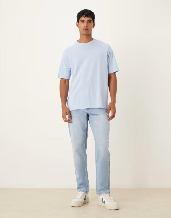エイソス メンズ ボトムス デニムパンツ デニム ASOS DESIGN Tapered jean in light wash comfort stretch denim LIGHT WASH BLUE ブルー