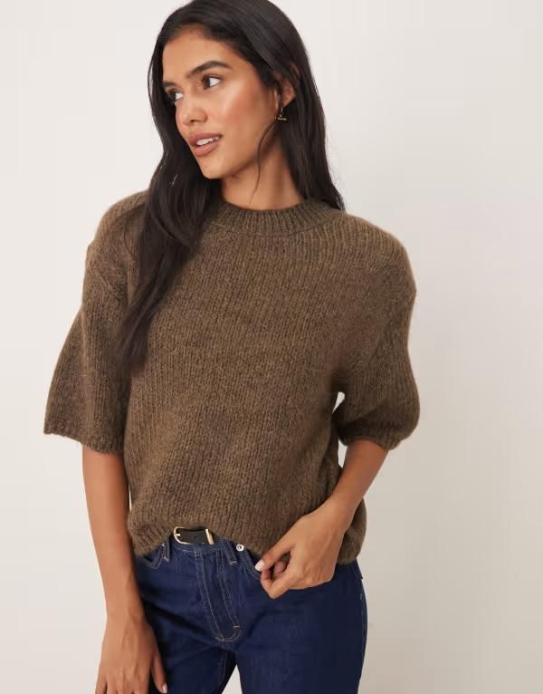 ジェイディーワイ レディース アウター ニット・セーター JDY short sleeve knit sweater in light BROWN ブラウン