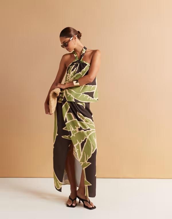 エイソス レディース ボトムス スカート プリント ミディ ASOS DESIGN wrap detail midi skirt in palm print part of a set Palm print