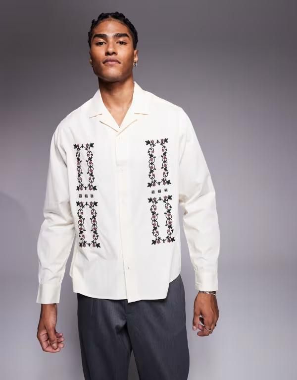 エイソス メンズ トップス シャツ レース ASOS DESIGN boxy camp collar shirt with placement embroidery BEIGE ベージュ