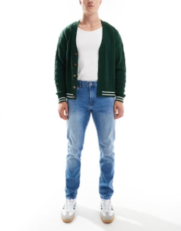 オンリーアンドサンズ メンズ ボトムス デニムパンツ レギュラーフィット ジーンズ ONLY SONS Weft regular fit jeans in mid blue wash Light Med Blue Denim デニム