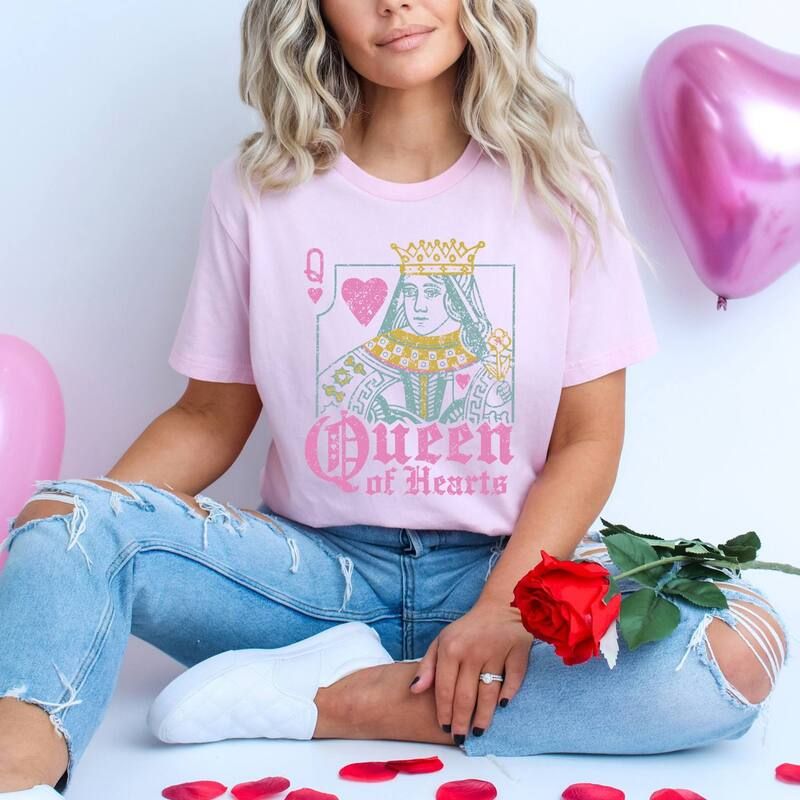 Simply Sage Market レディース トップス Tシャツ Simply Sage Market Queen of Heartshort Sleeve Tee Pink ピンク