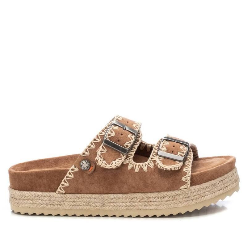リフレッシュ レディース シューズ サンダル スエード Refresh Womensuede Flat Sandals By XTI 171950 Camel キャメル