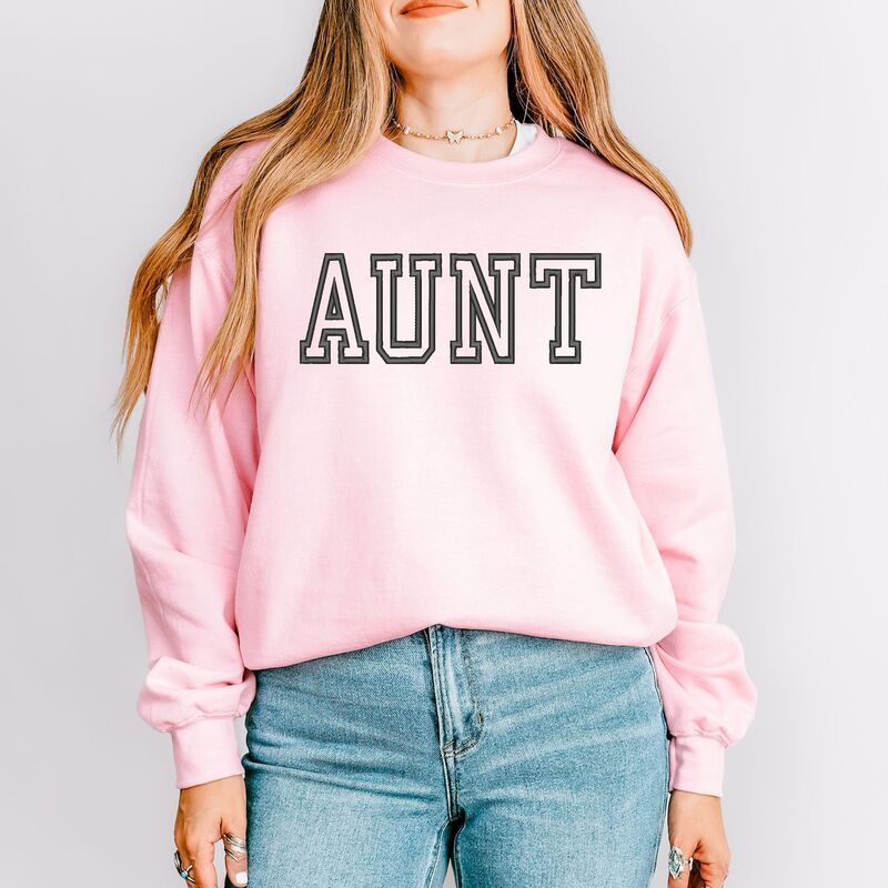 Simply Sage Market レディース トップス Tシャツ スウェット 刺繍 Simply Sage Market Embroidered Aunt Outline Sweatshirt Light Pink ピンク