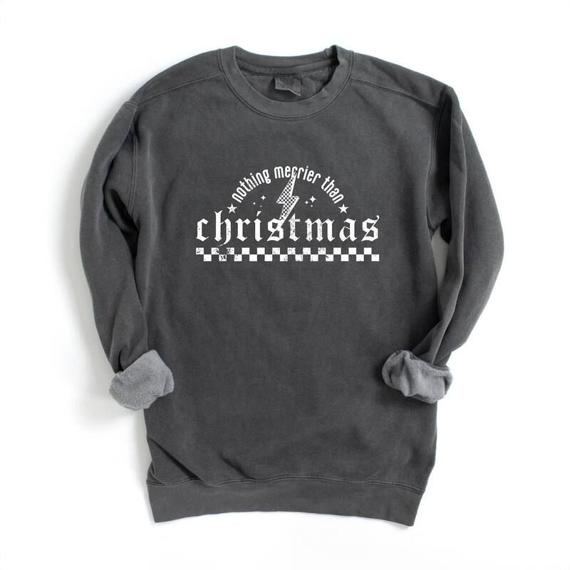 Simply Sage Market レディース トップス Tシャツ スウェット Simply Sage Market Nothing Merrier Than Christmas Grunge Garment Dyed Sweatshirt Pepper