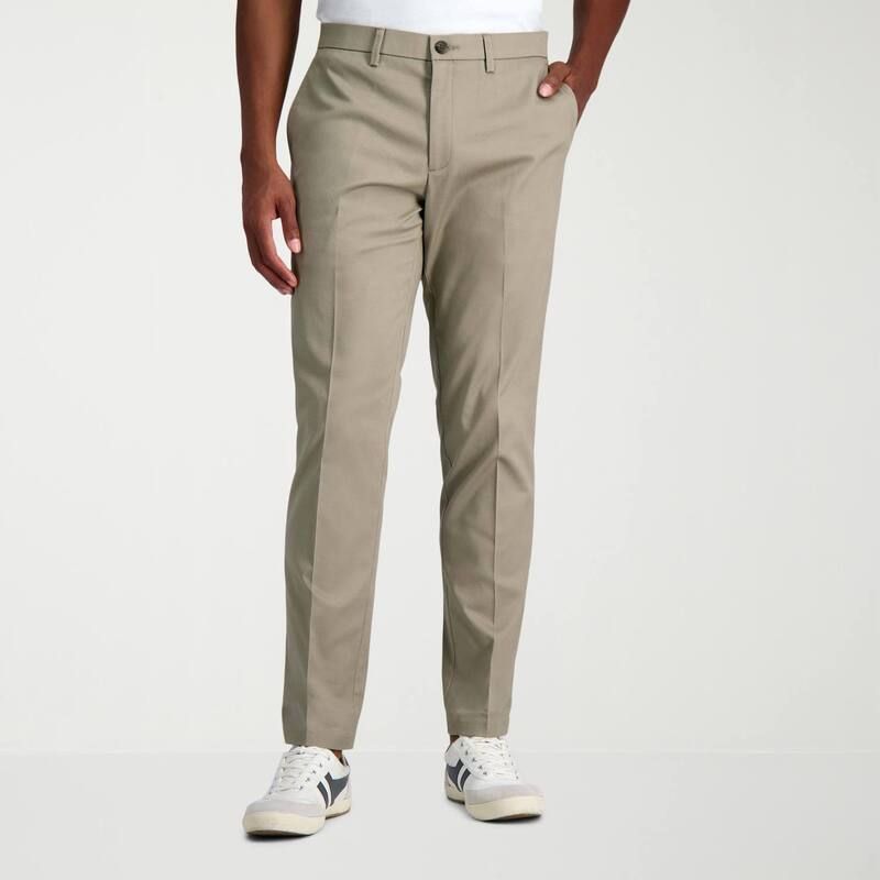 ハガー メンズ ボトムス カジュアルパンツ スリムフィット Mens Haggar Wrinkle Free Performance Khaki Slim Fit Flat Front Pants Medium Khaki カーキ