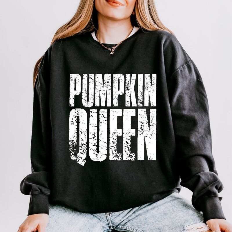Simply Sage Market レディース トップス Tシャツ スウェット Simply Sage Market Pumpkin Queen Distressed Womens Lightweight Garment Dyed Sweatshirt Bl