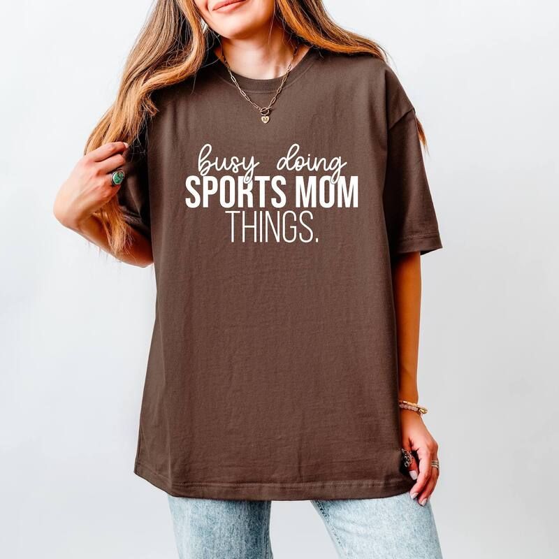 Simply Sage Market レディース トップス Tシャツ Simply Sage Market Busy Doing Sports Mom Things Heavyweightee Cocoa ココア