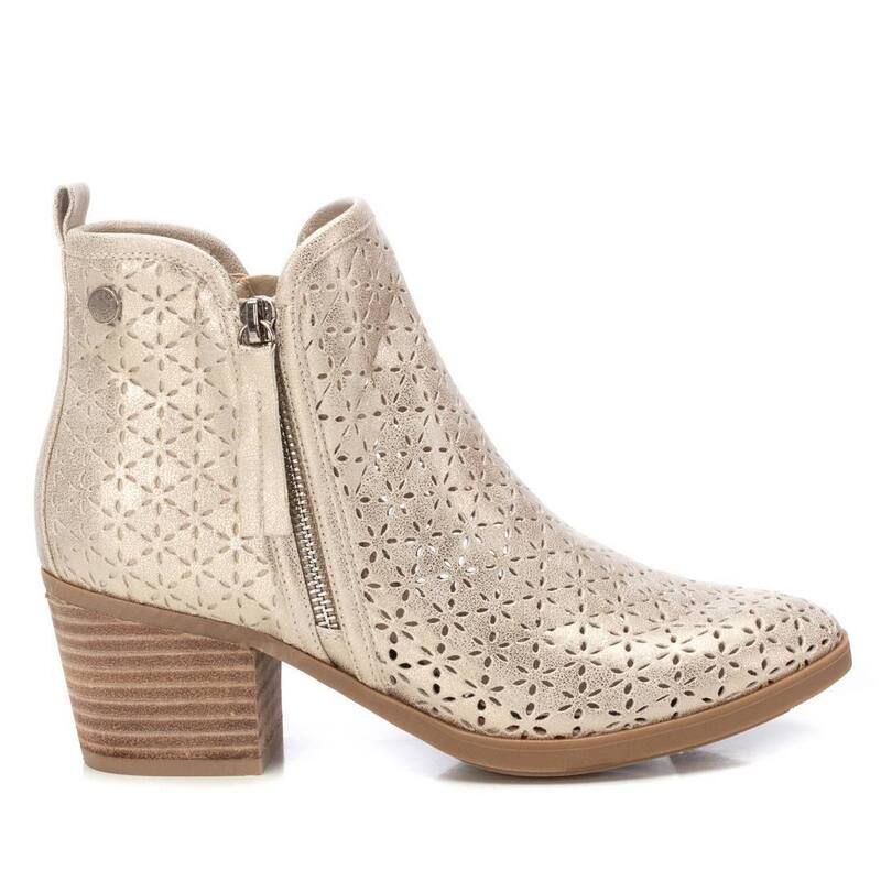 リフレッシュ レディース シューズ ブーツ・レインブーツ Refresh Womens Fashion Booties with Side Zipper 172784 Gold ゴールド