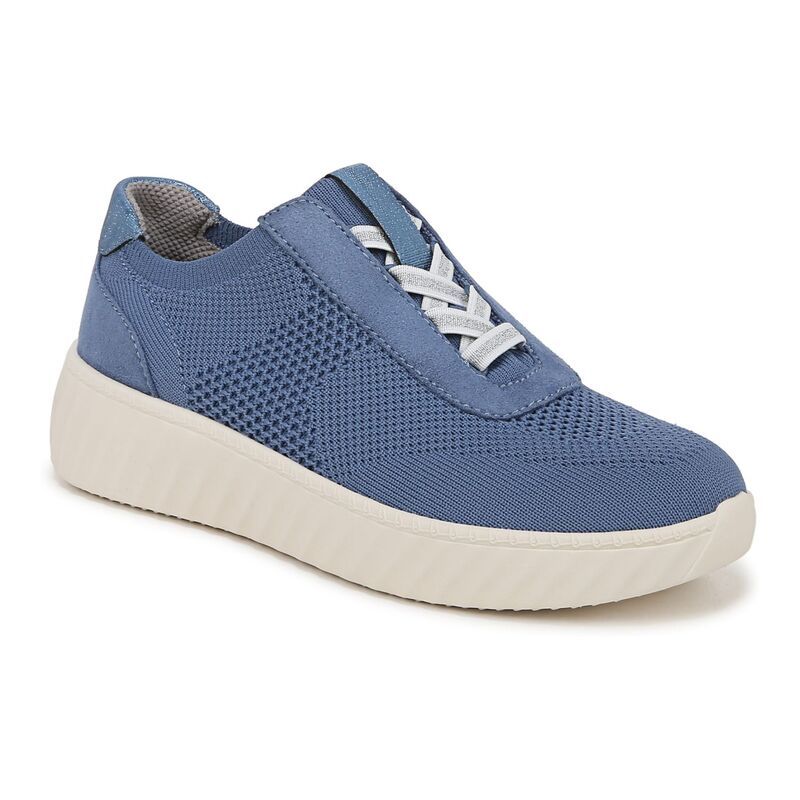 ビジーズ レディース シューズ スニーカー Bzees Wanderer Womenslipon Sneakers Elemental Blue ブルー