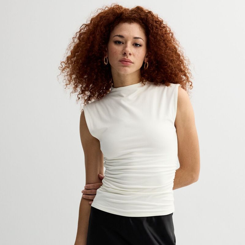 エスオー レディース トップス Tシャツ モックネック ギャザー ノースリーブ Juniors SO Sleeveless Mock Neck Ruched Top Coconut White ホワイト