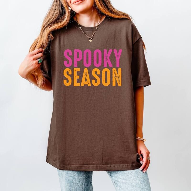 Simply Sage Market レディース トップス Tシャツ グラフィック Simply Sage Market Spooky Season Bright Distressed Womens Heavyweight Graphic TShirt Coc