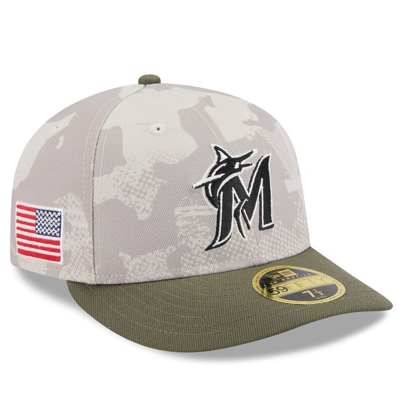 ニューエラ メンズ アクセサリー 帽子 Mens New Era Light BeigeOlive Miami Marlins 2025 Armed Forces Day Low Profile 59FIFTY Fitted Hat Mrlt Bei オリーブ