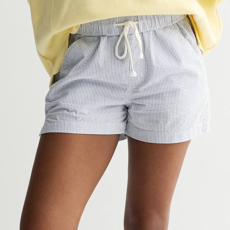 エスオー レディース ボトムス ハーフパンツ・ショーツ ショートパンツ Juniors SO Mid Riseersucker Shorts Blue White Stripe ホワイト