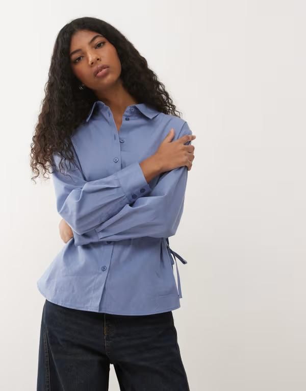 リクレイム ヴィンテージ レディース トップス シャツ タイディテール Reclaimed Vintage shirt with ruching adjustable fitted tie detail Multi マルチカラー