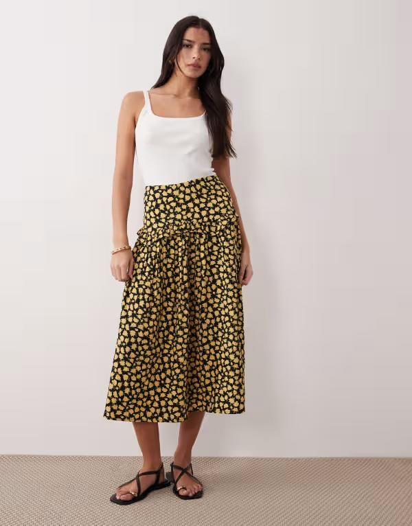ウェンズデーガール レディース ボトムスカート フラワー柄 フリル ミディ フラワー Wednesdays Girl ruffle midi skirt in yellow floral YELLOW イエロー