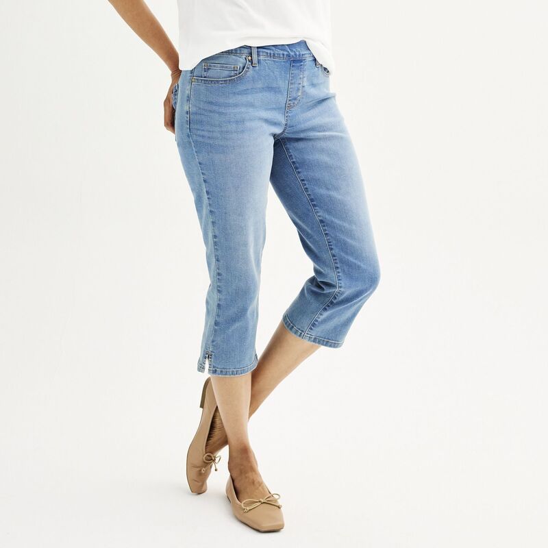 クロフト＆バロー レディース ボトムス カジュアルパンツ デニム キャップ Womens Croft Barrow Modern PullOn Denim Capris Light Medium Wash デニム