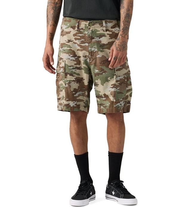 リーバイス メンズ ボトムス ハーフパンツ・ショーツ レギュラーフィット プリント ショートパンツ LevisR Carrieregular Fit Camouflage Printed 95 Inseam Cargo Shorts Multi マルチカラー