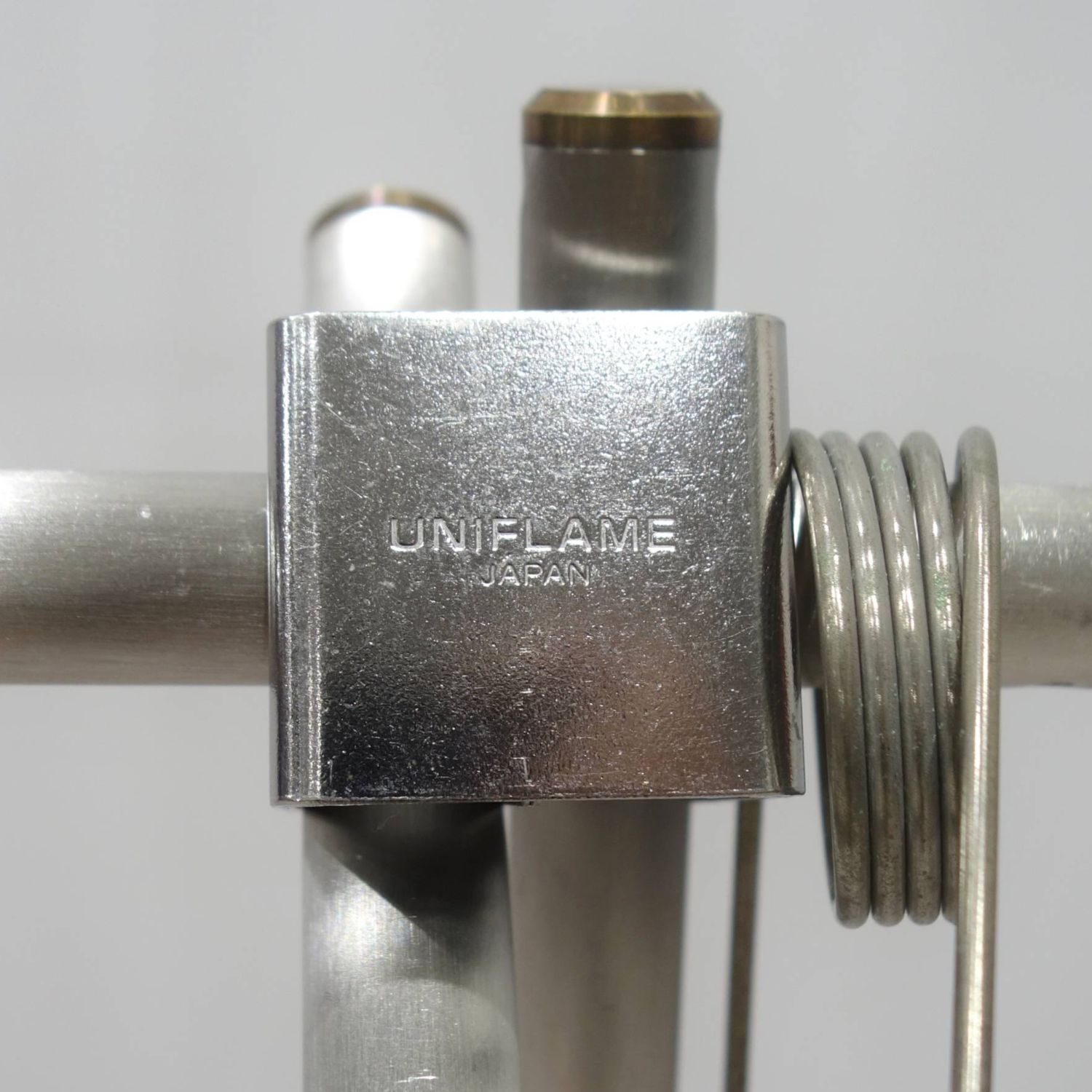 UNIFLAME 焚き火ポットハンガー ユニフレーム 希少 廃盤品 美品 廃盤 希少 ユニフレーム UNIFLAME 焚き火 ポットハンガー 焚火