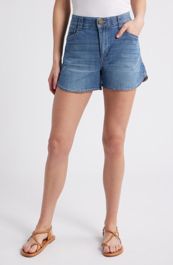 ウィットウィズダム レディース ボトムス デニムパンツ ショートパンツ Wit Wisdom Skyrise Dolphin Hem Denim Shorts Mid Blue Artisanal ブルー