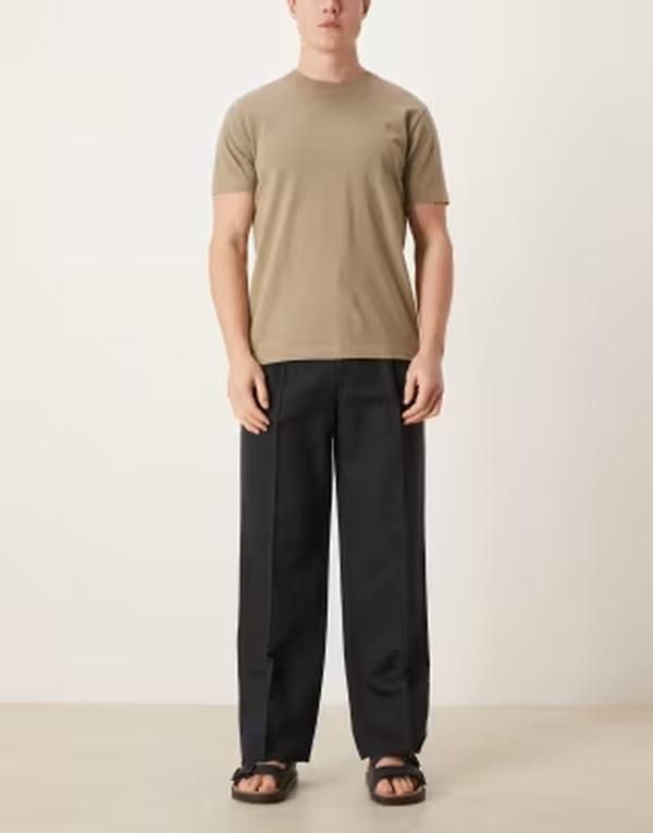 エイソス メンズ ボトムス カジュアルパンツ ワイドレッグ プリーツ リネン ASOS DESIGN pleated linen rich wide leg dress pants Black ブラック