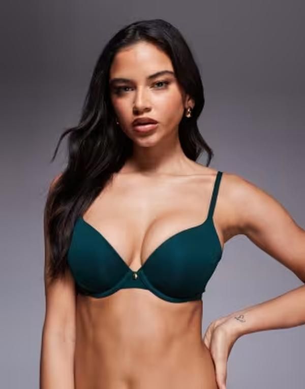 エイソス レディース アンダーウェア ブラジャー Tシャツ ASOS DESIGN molded tshirt bra with charm detail and embossed straps in forest GREEN グリーン