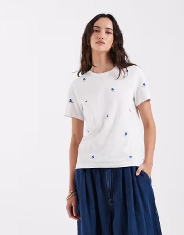 オンリー レディース トップス Tシャツ クルーネック フラワー柄 フラワー ONLY floral embroidery crew neck Tshirt WHITE ホワイト