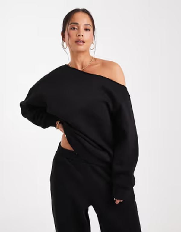 エイソス レディース アウター パーカー・スウェット シャツ ASOS DESIGN off the shoulder brushback sweatshirt Black ブラック