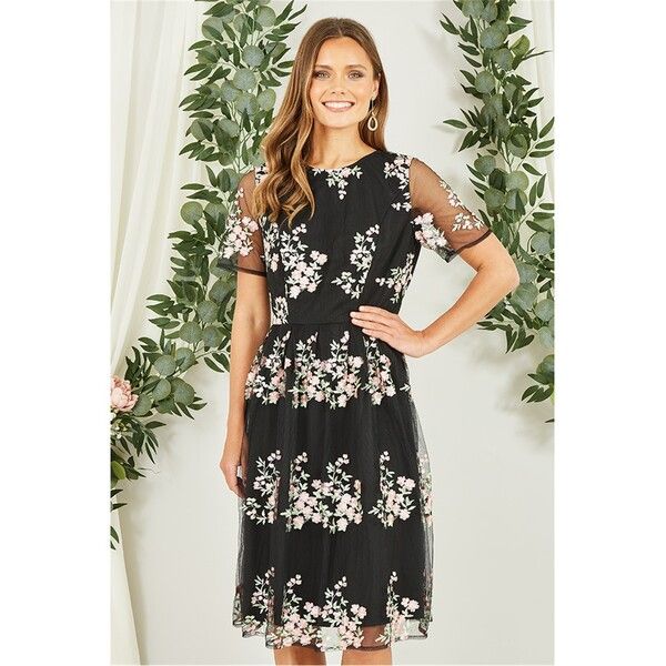 ユミキム レディース トップス ワンピース フラワー柄 刺繍 フラワー Yumi Black Embroidered Floral Skater Dress Black ブラック