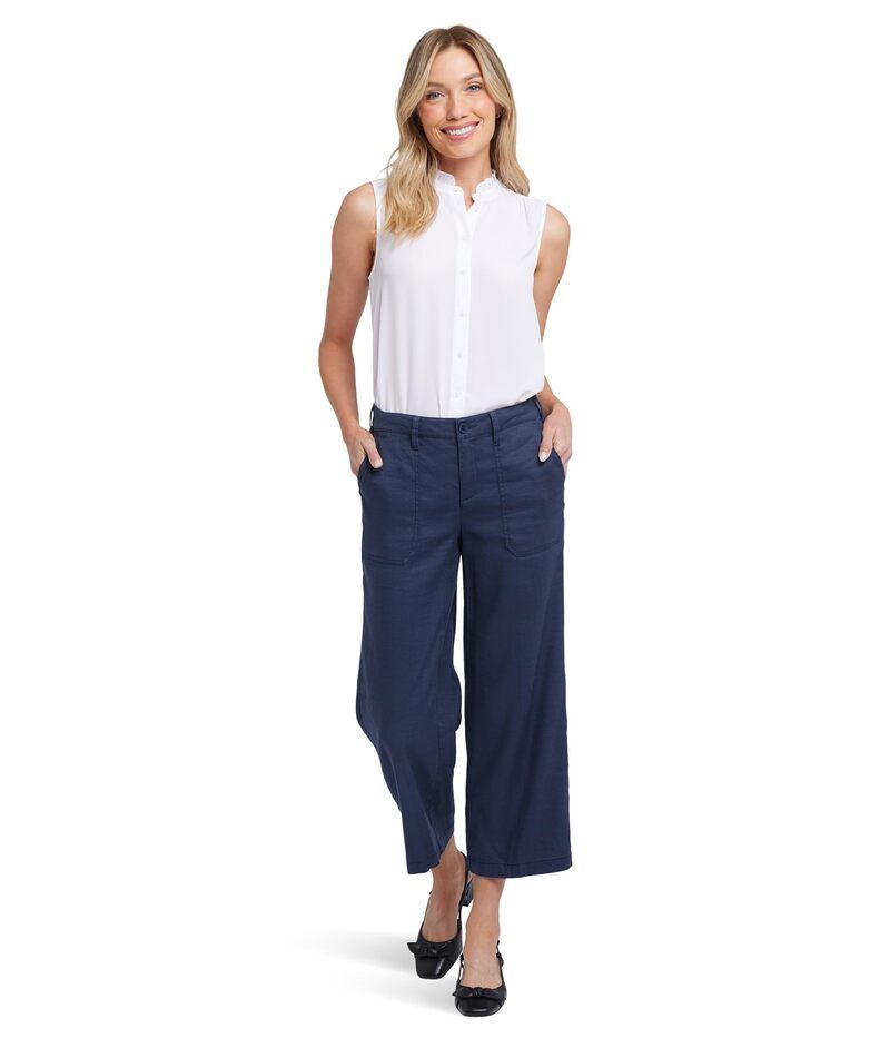 エヌワイディージェイ レディース ボトムス カジュアルパンツ ワイドレッグ プチ オックスフォード キャップ NYDJ Petite Wide Leg Cargo Capri Pants in Oxford Oxford Navy ネイビー