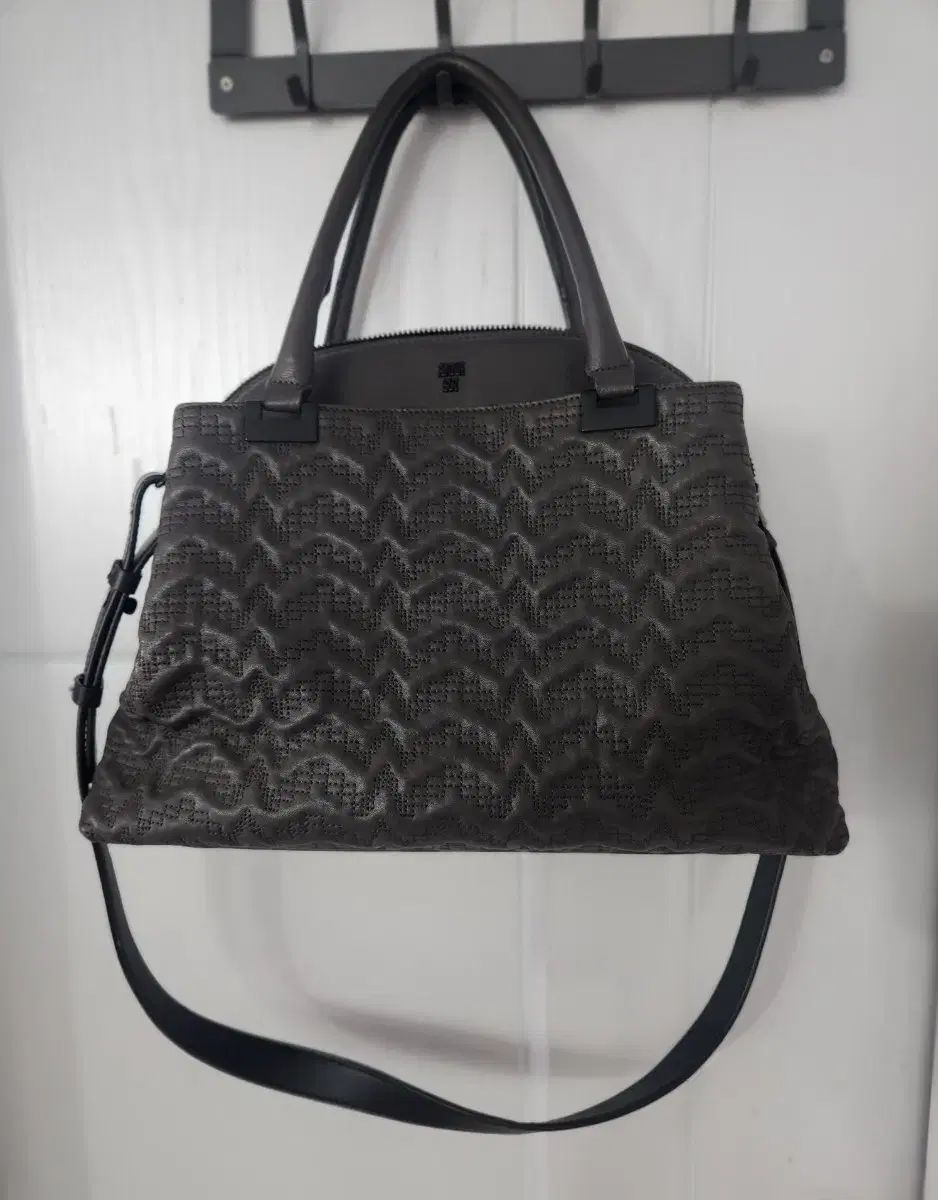 アナ スイ ブラック 2WAY トートバッグ - 正規品