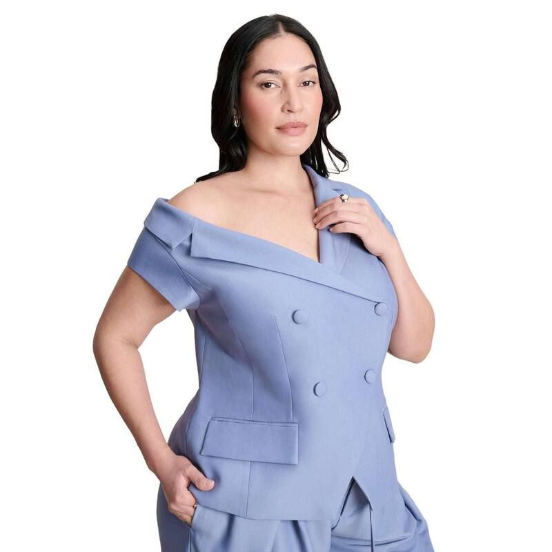 エロクイ レディース アウター ジャケット・ブルゾン プラスサイズ ブレザー ELOQUII Womens Plusize Asym Neckline Short Sleeve Blazer Dusty Blue ブルー