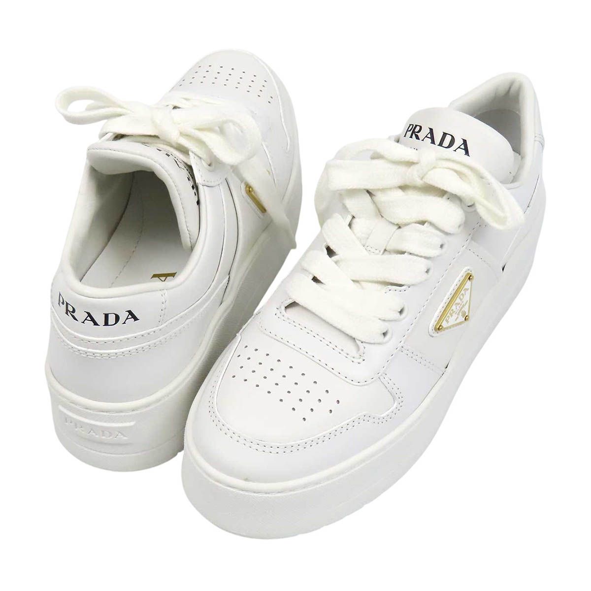プラダ ダウンタウン ボールド レザー スニーカー 1E792M レディース ホワイト PRADA【中古】 【アパレル・小物】