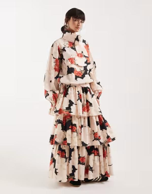 エイソス レディース ボトムスカート ティアード フラワー柄 マキシ フラワー ASOS DESIGN tieredropped waist maxi skirt floral part of a set Floral レッド