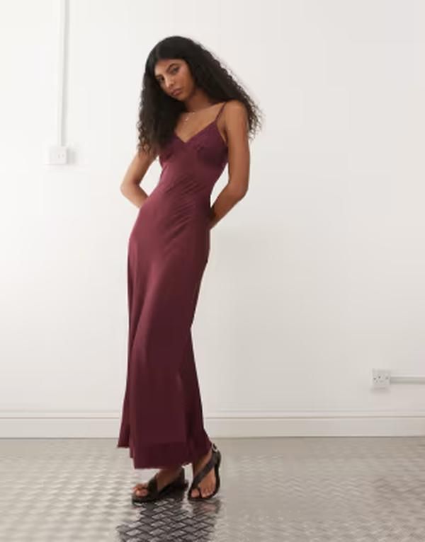 リクレイム ヴィンテージ レディース トップス ワンピース レーストリム サテン レース マキシ Reclaimed Vintage cami satin maxi slip dress with lace trim in fig