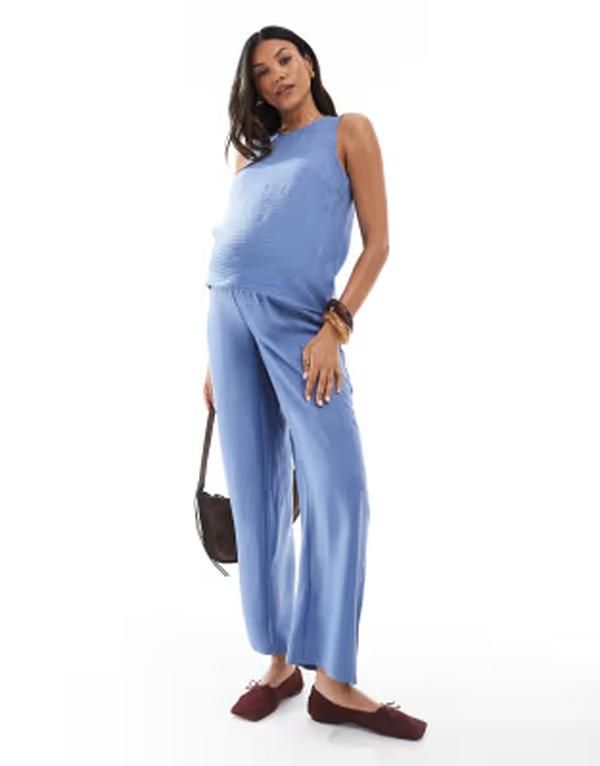 ママライシアス レディース ボトムス カジュアルパンツ ワイドレッグ Mamalicious Mamalicious crinkle textured wide leg pants part of a set EBB AND FLOW ブルー