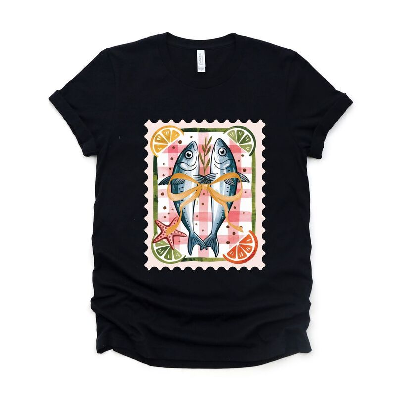 Simply Sage Market レディース トップス Tシャツ グラフィック Simply Sage Market Sardinestamp Womenshort Sleeve Graphic TShirt Black ブラック
