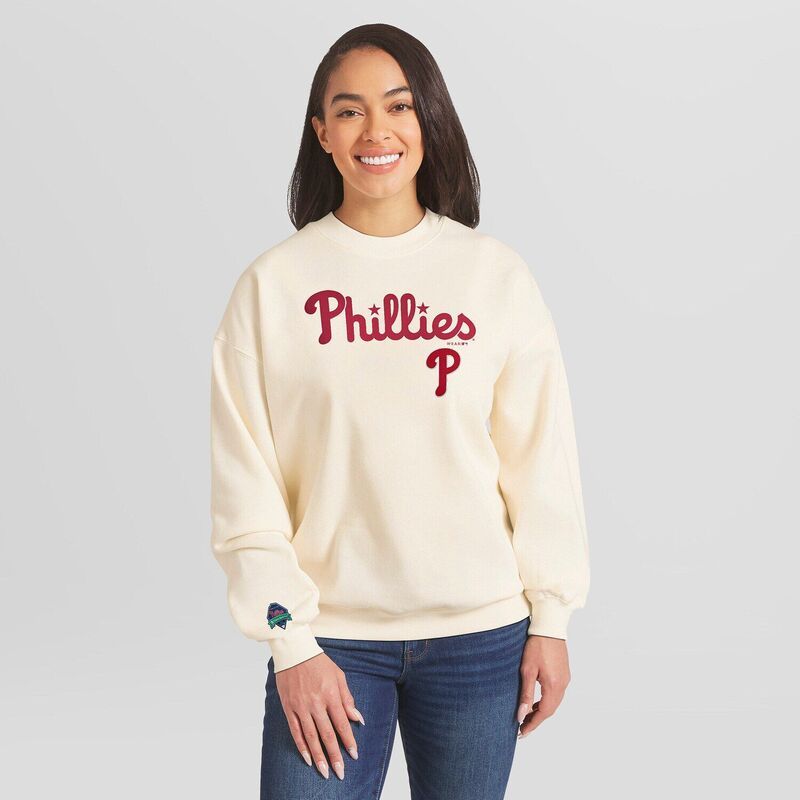 ウェア バイ エリン アンドルーズ レディース トップス Tシャツ クルーネック スウェット Womens WEAR by Erin Andrews Cream Philadelphia Phillies Heavyweight Crew Neck Sweat