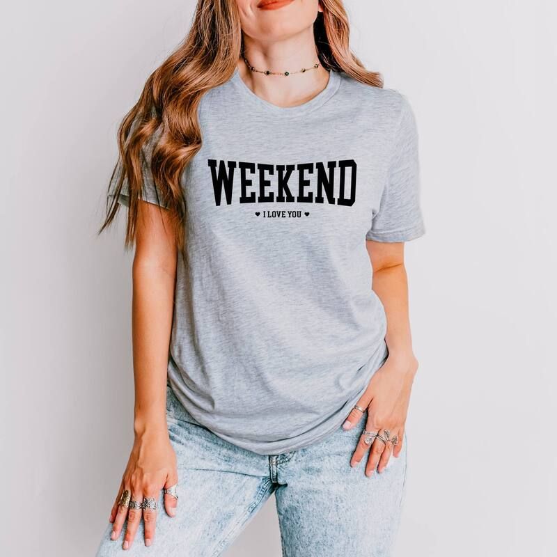 Simply Sage Market レディース トップス Tシャツ グラフィック Simply Sage Market Weekend I love You Heart Womenshort Sleeve Graphic TShirt Heather Gre
