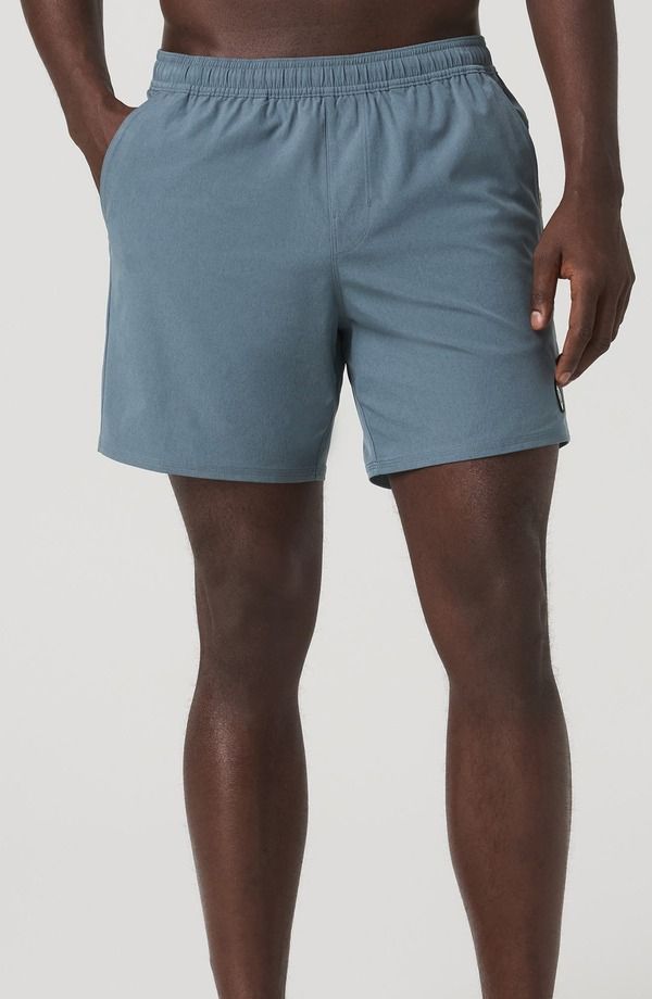 ビュオーリ メンズ 水着 ハーフパンツ・ショーツ ショートパンツ Vuori Maverick Shorts Blue Sea ブルー
