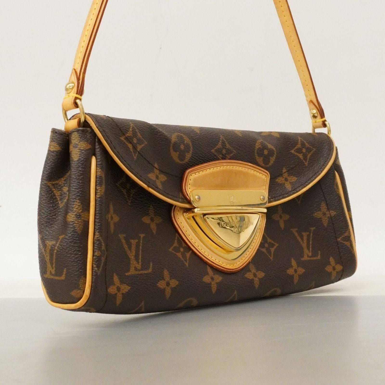 ルイ・ヴィトン(Louis Vuitton) ルイ・ヴィトン ショルダーバッグ 