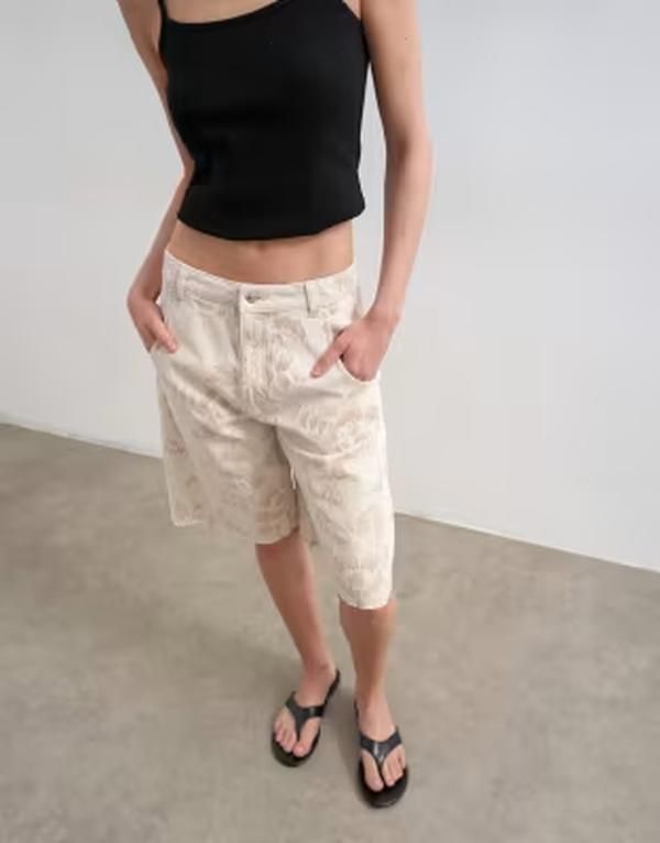 トップショップ レディース ボトムス ハーフパンツ・ショーツ フラワー柄 デニム フラワー Topshop denim barrel jorts in ecru jacquard floral ECRU エクリュ