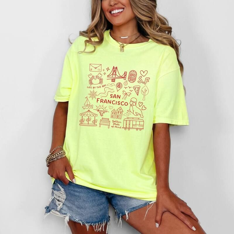 Simply Sage Market レディース トップス Tシャツ グラフィック Simply Sage Market San Francisco Sketched Womens Garment Dyed Graphic TShirt Lemon