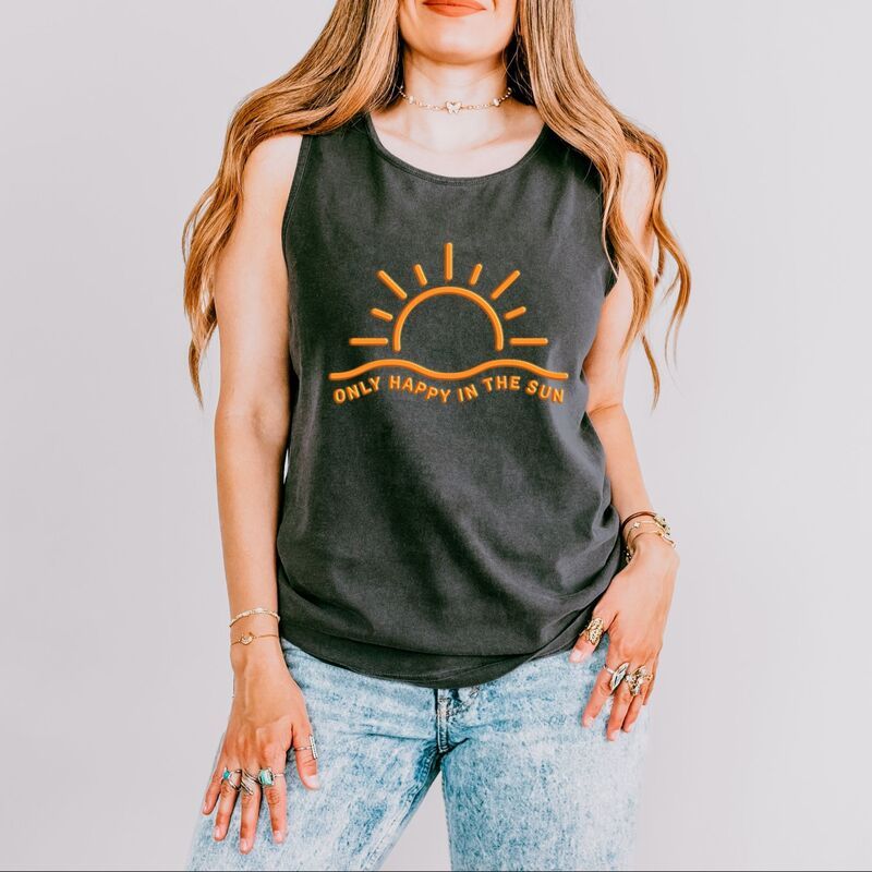Simply Sage Market レディース トップス Tシャツ プリント グラフィック Simply Sage Market Only Happy In The Sun Puff Print Womens Garment Dyed Graphic Tan