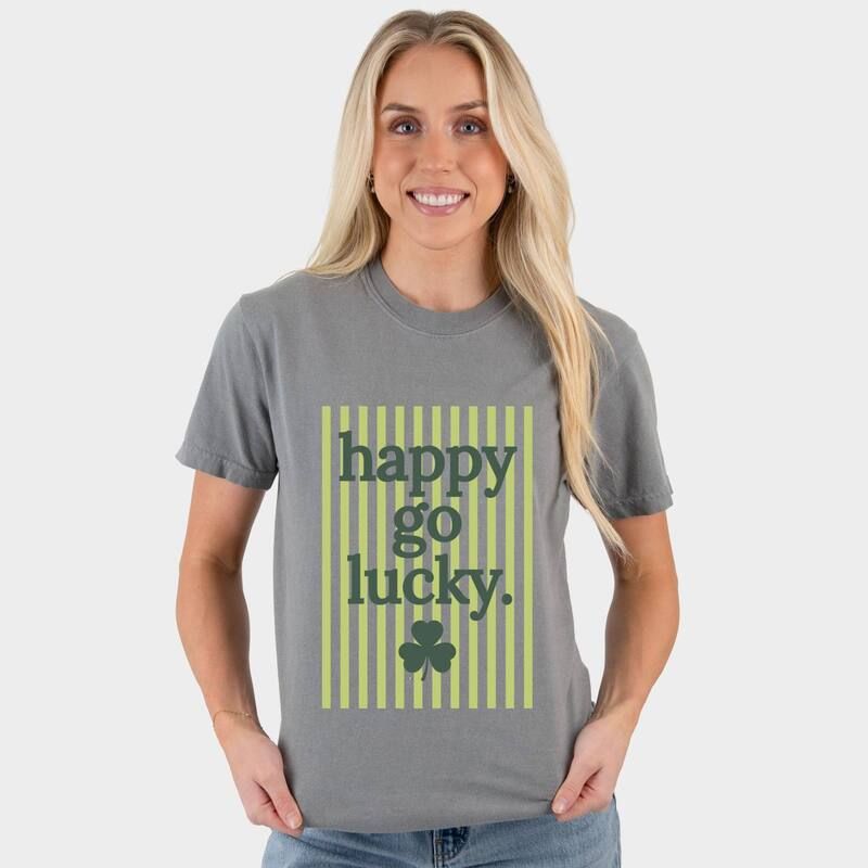 Simply Sage Market レディース トップス Tシャツ グラフィック Simply Sage Market Happy Go Lucky Stripes Womens Garment Dyed Graphic TShirt Grey グレー