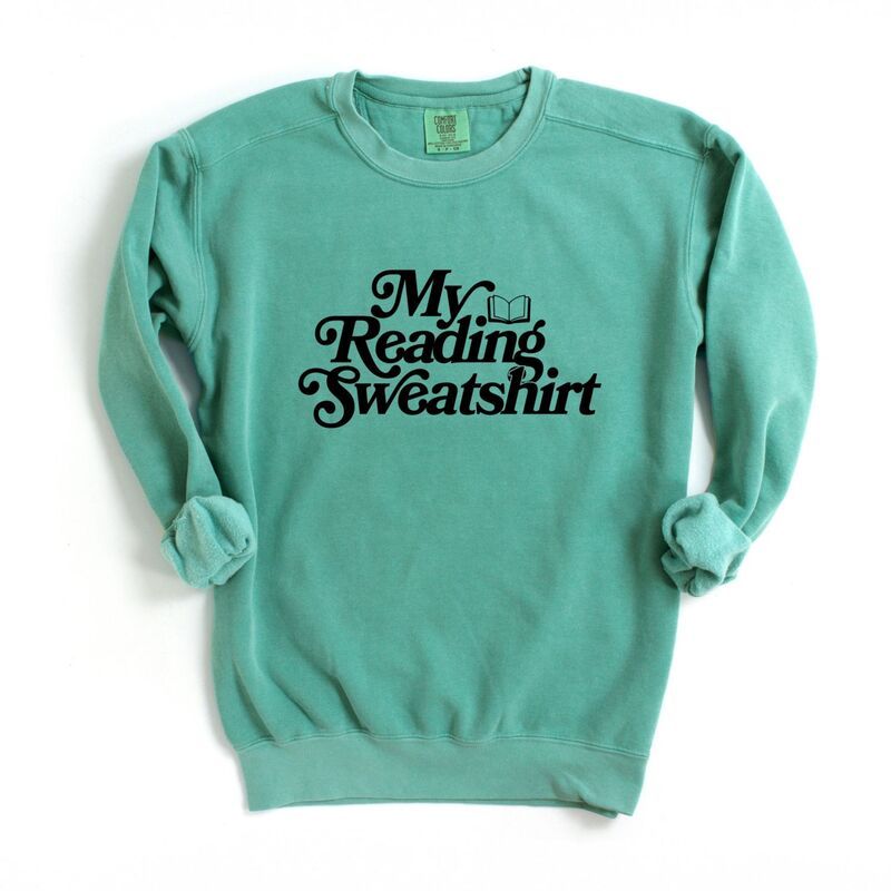 Simply Sage Market レディース トップス Tシャツ スウェット グラフィック Simply Sage Market My Reading Sweatshirt Womens Garment Dyed Graphic Sweatshirt Se