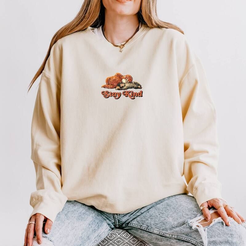 Simply Sage Market レディース トップス Tシャツ モンク スウェット Simply Sage Market Stay Kind Punch the Monkey Womens Lightweight Garment Dyed Sweatsh