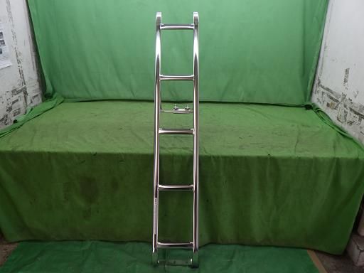 【中古】デコトラ クオン 純正 メッキ ハシゴ 1点